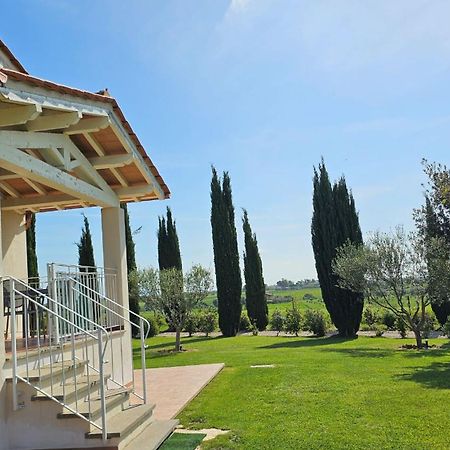Agriturismo Poggio Di Maremma Pescia Romana Exterior foto