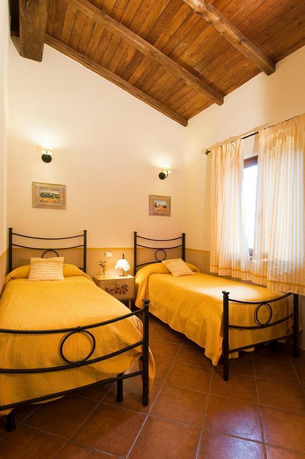 Agriturismo Poggio Di Maremma Pescia Romana Exterior foto