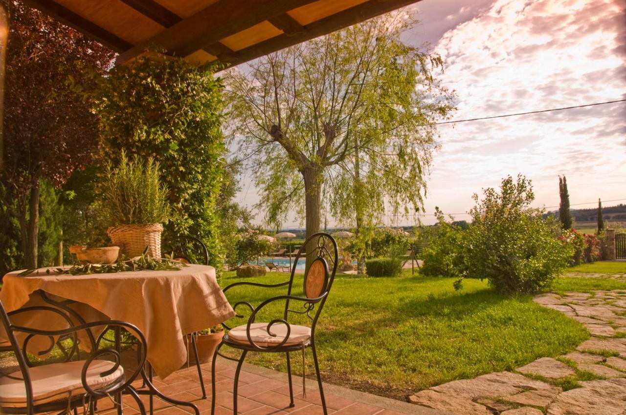 Agriturismo Poggio Di Maremma Pescia Romana Exterior foto